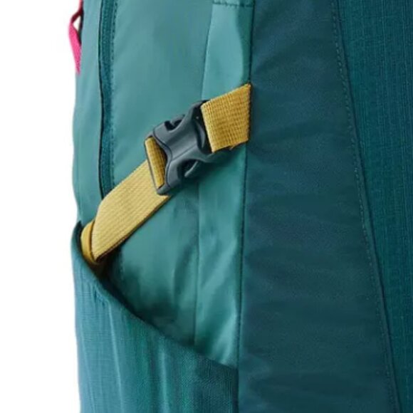 HOT BACKPACK Patagonia! Refugio 26L Best for Short Trip - Picture 5 of 6